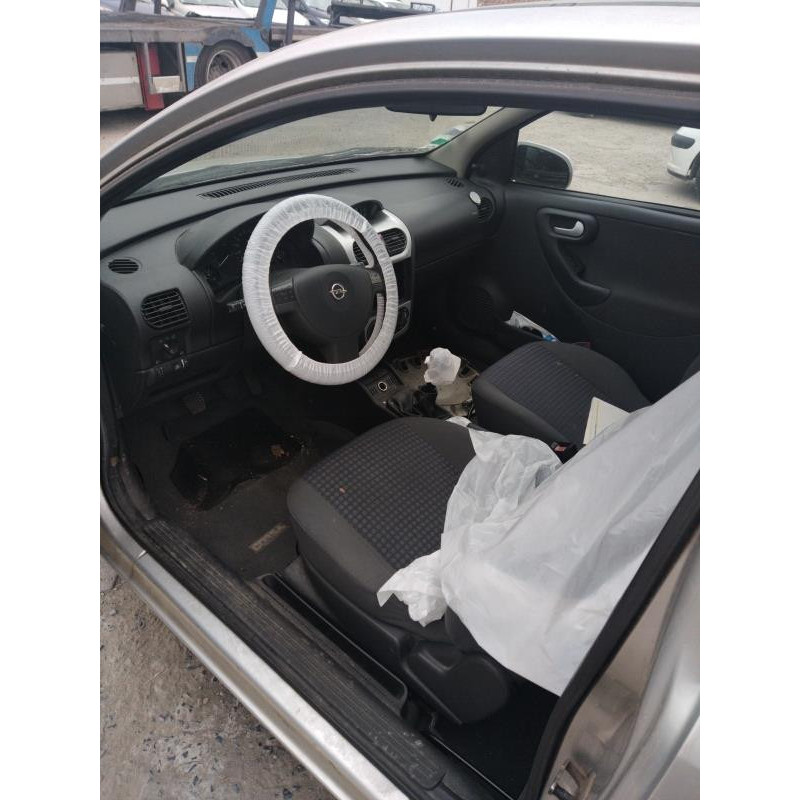 Pare choc arriere OPEL CORSA C Photo n°11