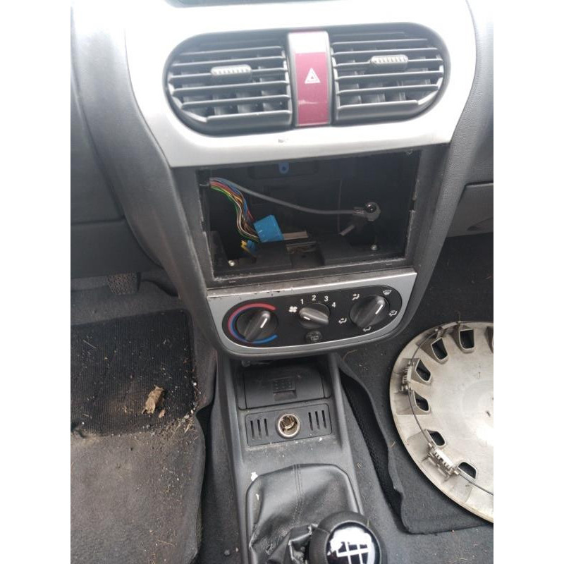 Pare choc arriere OPEL CORSA C Photo n°13