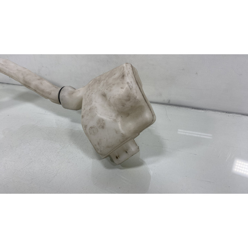 Vase de lave glace PEUGEOT 207 Photo n°2