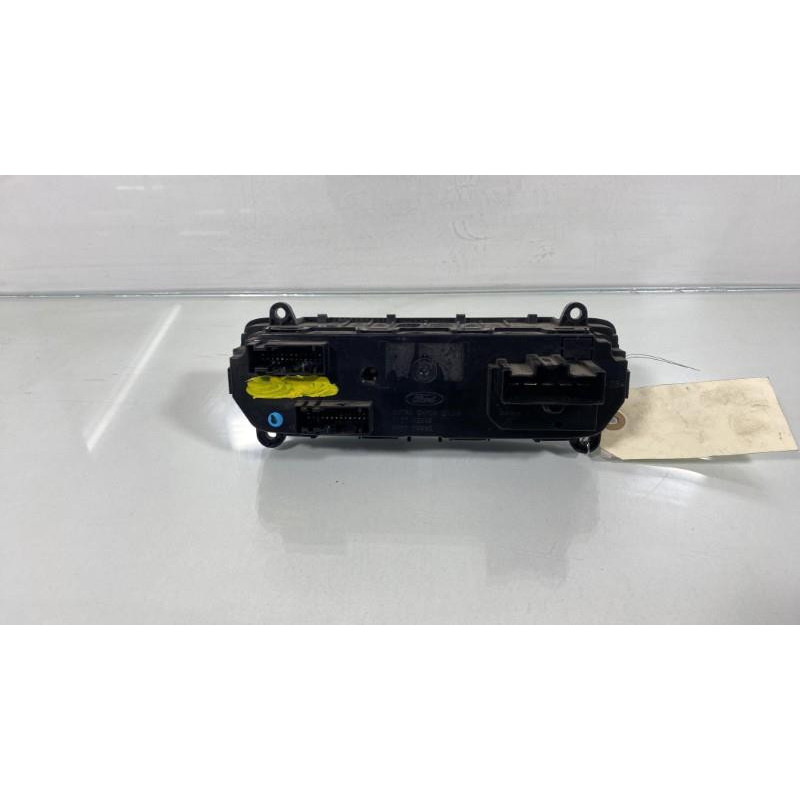 Commande chauffage FORD FOCUS 3 Photo n°1