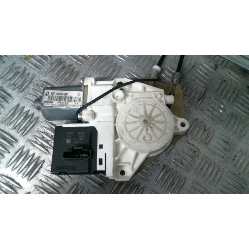Leve vitre electrique arriere droit RENAULT MEGANE 3 Photo n°2