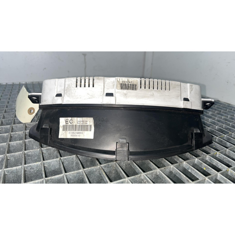 Compteur CHEVROLET MATIZ 2 Photo n°3