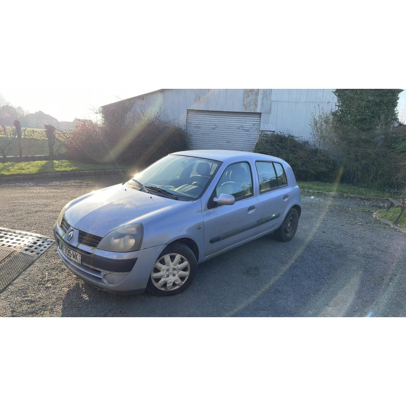 Capot RENAULT CLIO 2 Photo n°10