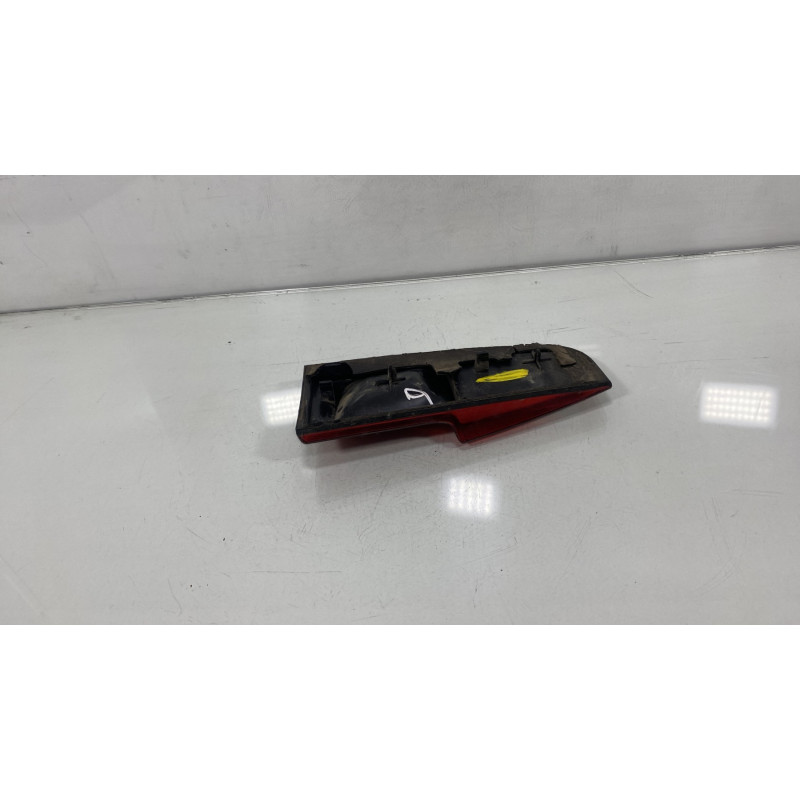 Catadioptre arriere droit FIAT PUNTO 2 Photo n°2