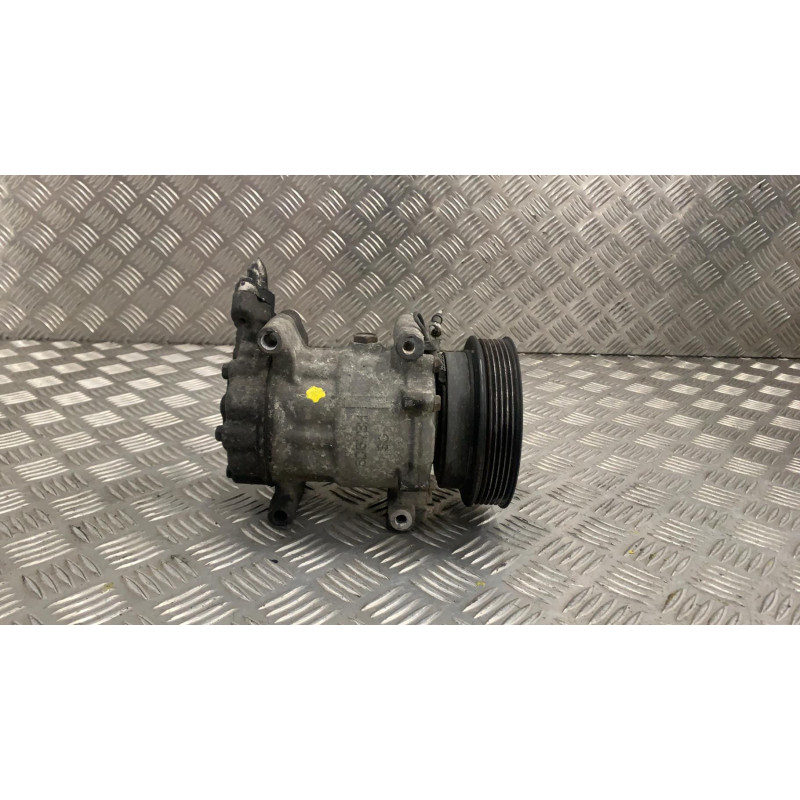 Compresseur clim RENAULT CLIO 2 Photo n°2