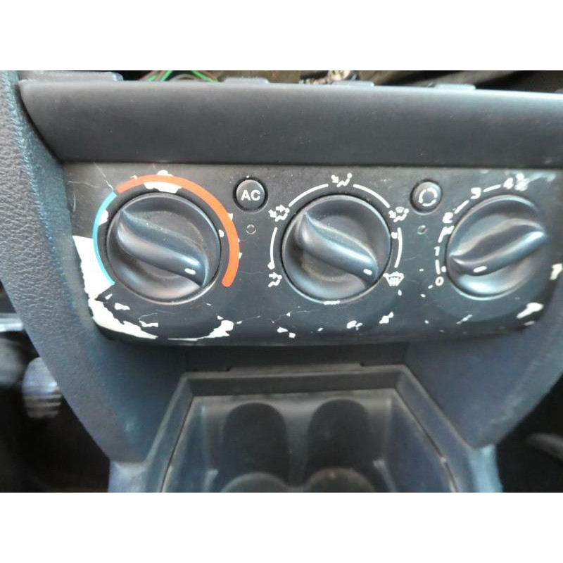Compresseur clim RENAULT CLIO 2 Photo n°7