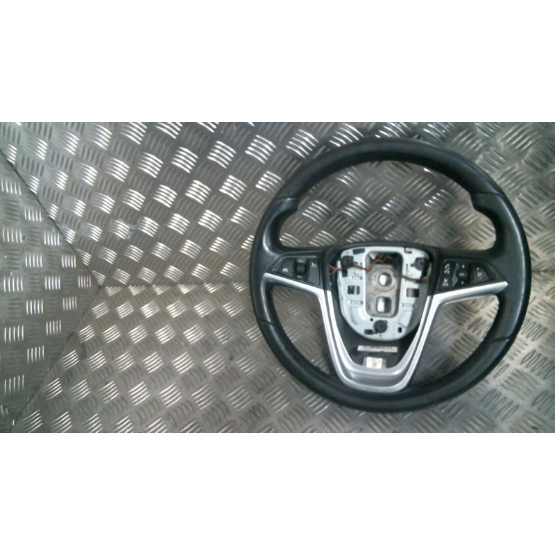 Volant OPEL ASTRA J Photo n°2