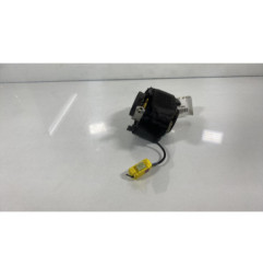 Pretensionneur de ceinture avant droit VOLKSWAGEN POLO 4