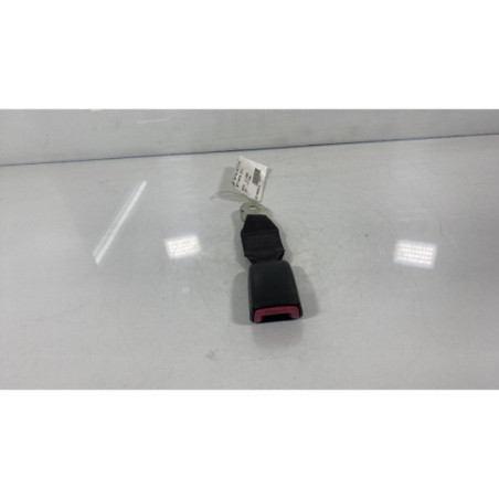 Attache ceinture arriere droit SUZUKI SX4 1