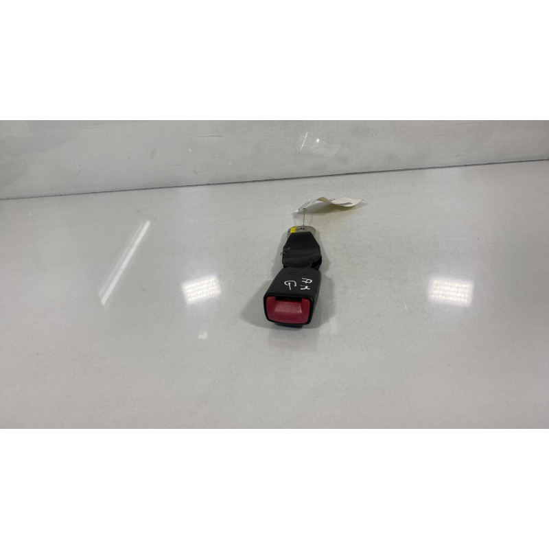 Attache ceinture arriere gauche SUZUKI SX4 1 Photo n°3