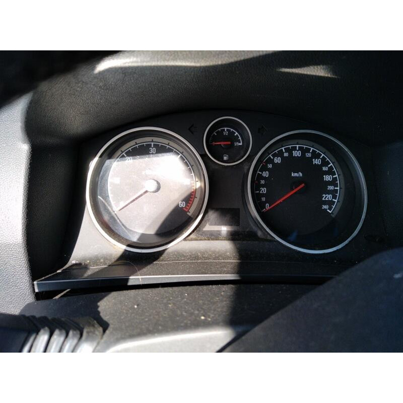 Porte avant gauche OPEL ZAFIRA B Photo n°10