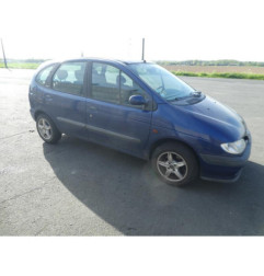 Serrure avant gauche RENAULT SCENIC 1