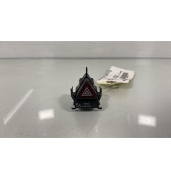Bouton de warning MERCEDES CLASSE A 169