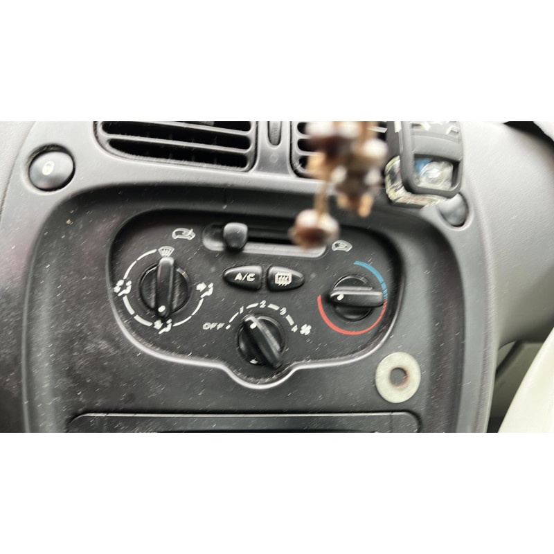Compresseur clim CITROEN XSARA PICASSO Photo n°3