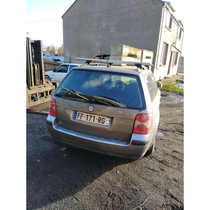 Bouton de warning VOLKSWAGEN PASSAT 4 Photo n°8