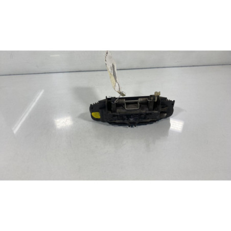 Poignee porte arriere droit AUDI A4 2