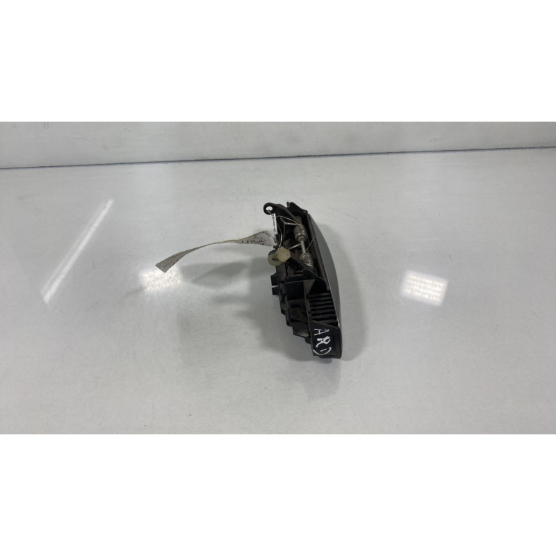 Poignee porte arriere droit AUDI A4 2 Photo n°3