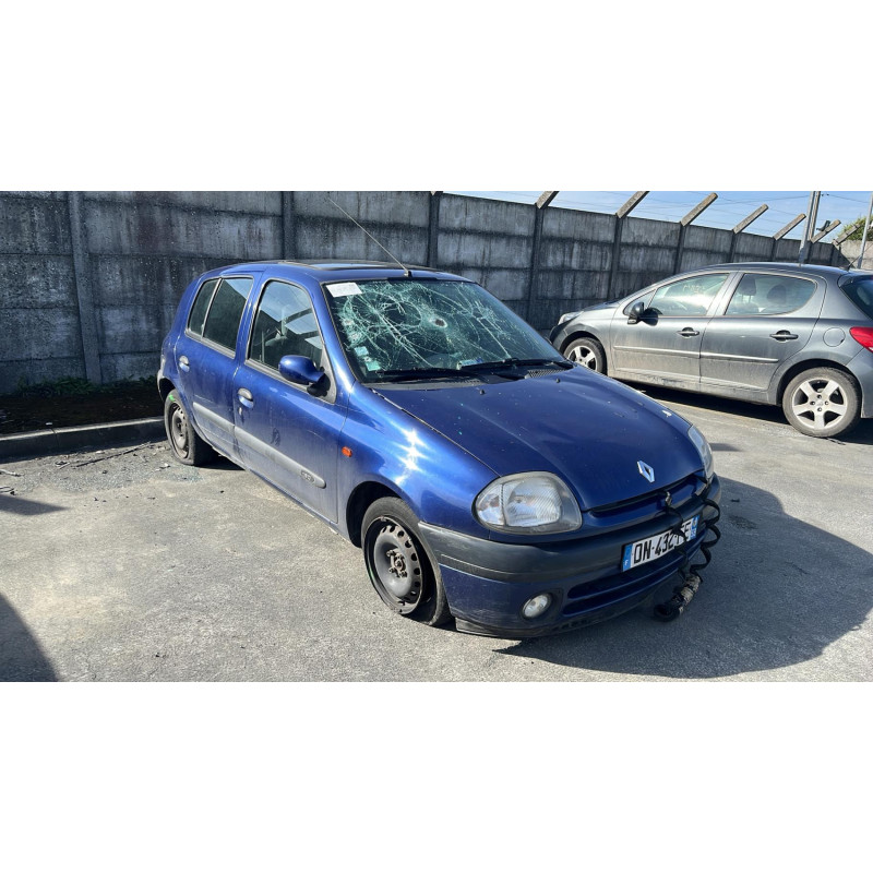 Pare choc arriere RENAULT CLIO 2 Photo n°9