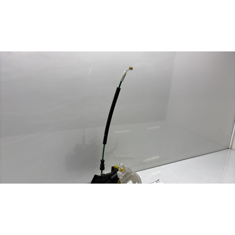 Serrure avant gauche HYUNDAI I 30 2 Photo n°4