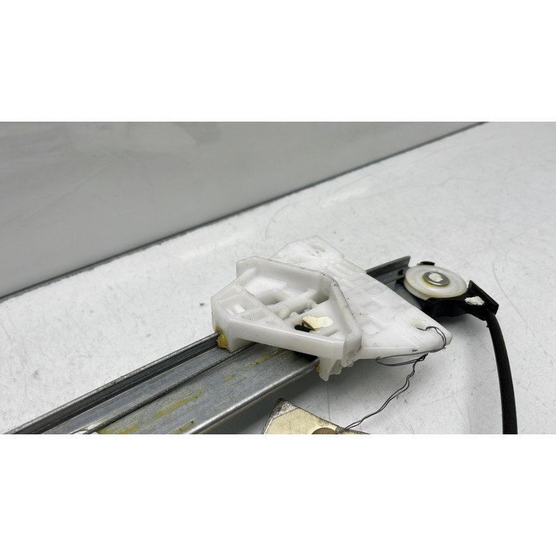 Leve vitre electrique arriere droit MAZDA 2 2 Photo n°8