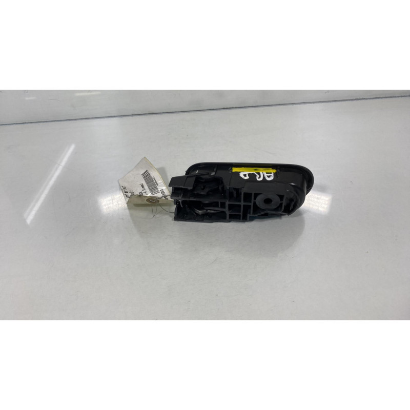 Poignee interieur arriere droit MAZDA 2 2 Photo n°1