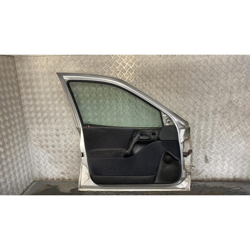 Porte avant gauche OPEL VECTRA B Photo n°6