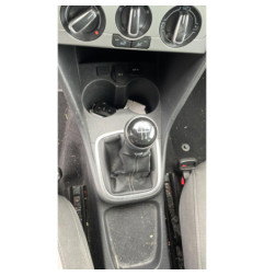 Pommeau de vitesses VOLKSWAGEN POLO 5