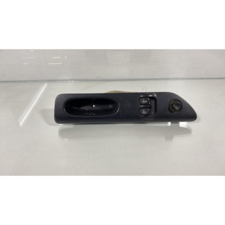 Interrupteur de leve vitre avant gauche RENAULT LAGUNA 1