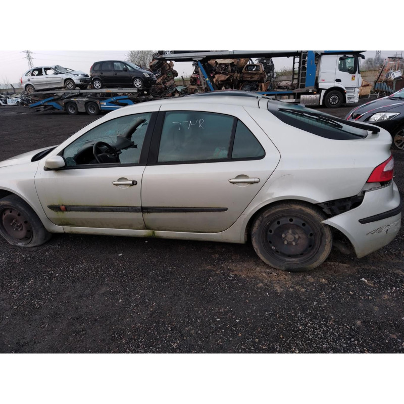 Feu arriere stop central RENAULT LAGUNA 2 Photo n°8