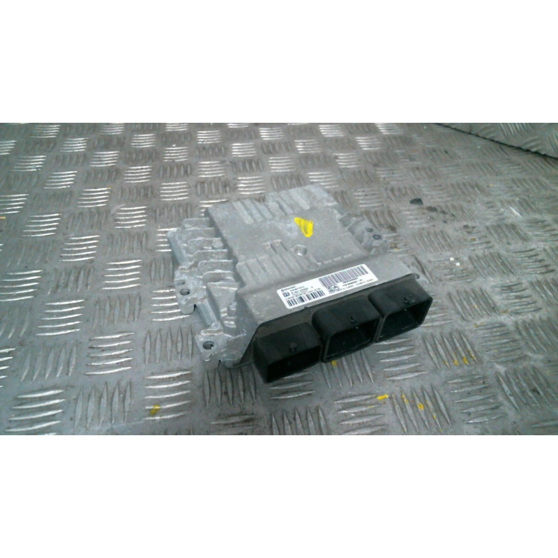 Calculateur moteur PEUGEOT PARTNER 2 Photo n°3