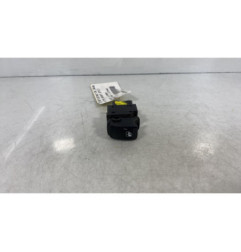 Interrupteur de leve vitre avant droit HYUNDAI MATRIX