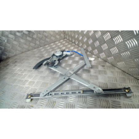 Leve vitre electrique avant droit HYUNDAI MATRIX Photo n°1