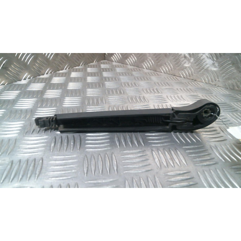 Bras essuie glace arriere HYUNDAI I 30 2 Photo n°1