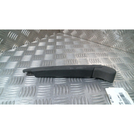 Bras essuie glace arriere HYUNDAI I 30 2