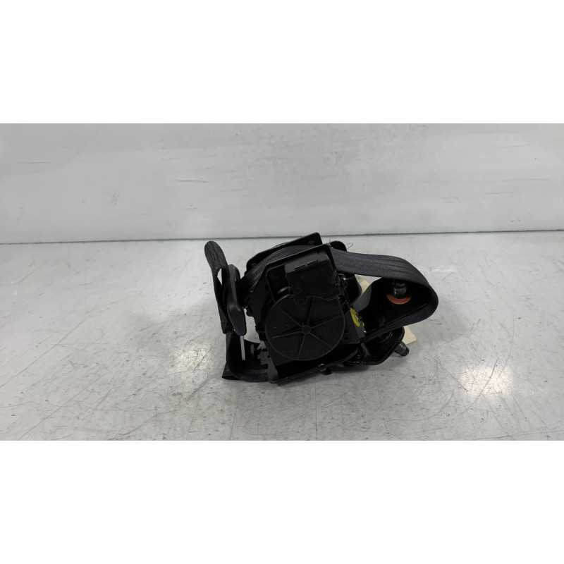 Ceinture arriere droit HYUNDAI I 30 2 Photo n°1