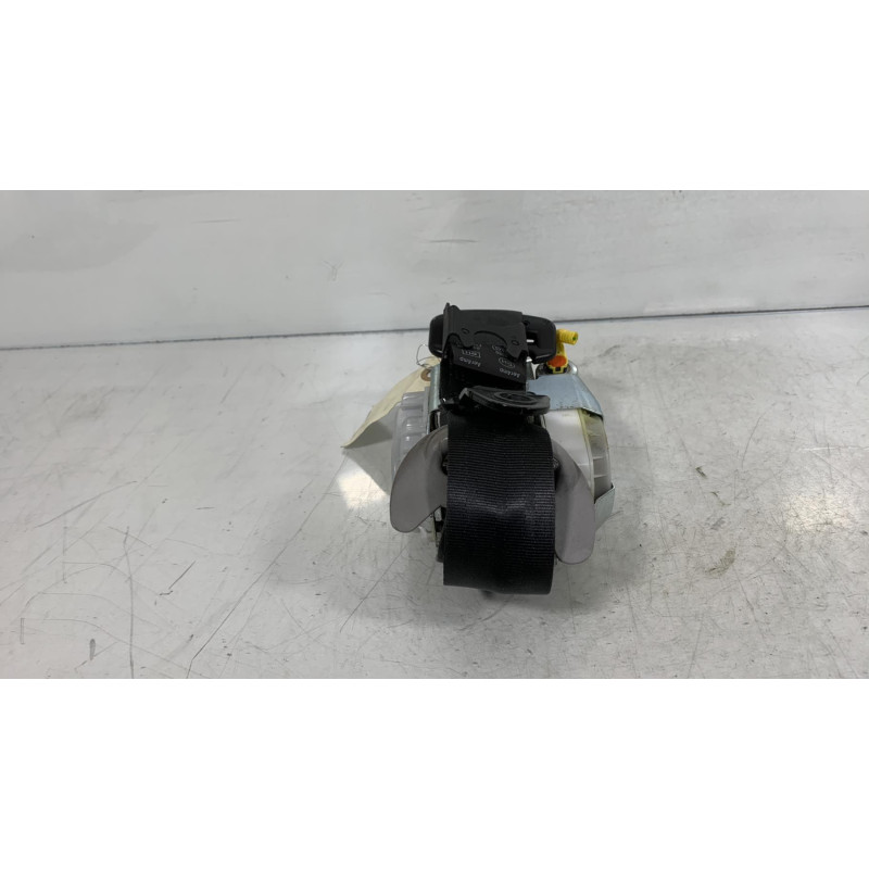 Pretensionneur de ceinture avant gauche HYUNDAI I 30 2 Photo n°1