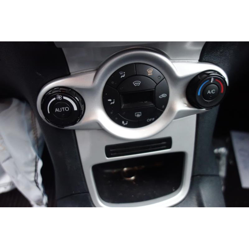Leve vitre electrique arriere gauche FORD FIESTA 6 Photo n°9