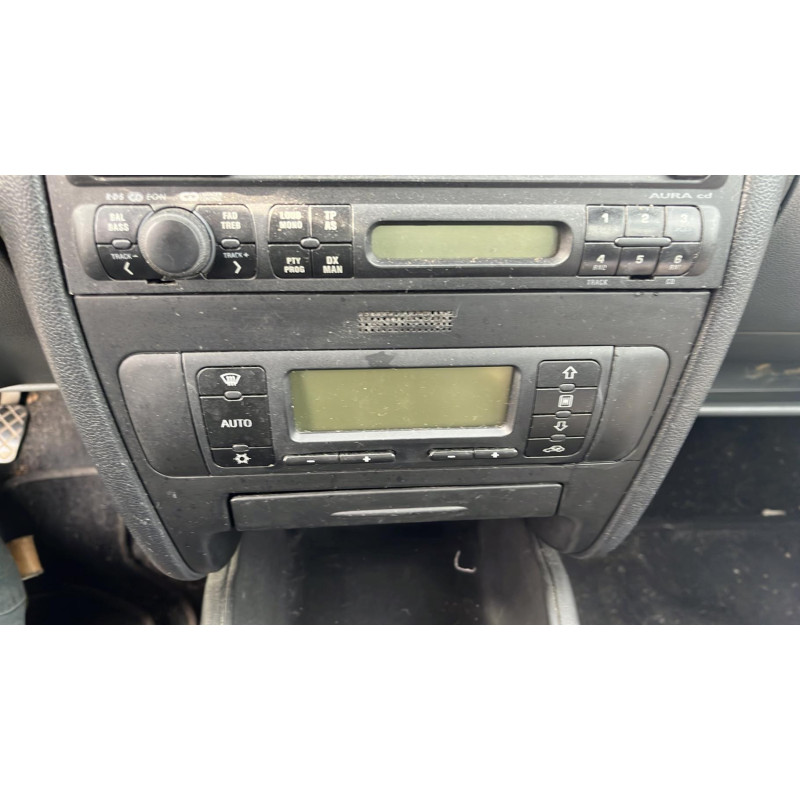 Feu arriere secondaire droit (feux) SEAT LEON 1 Photo n°9