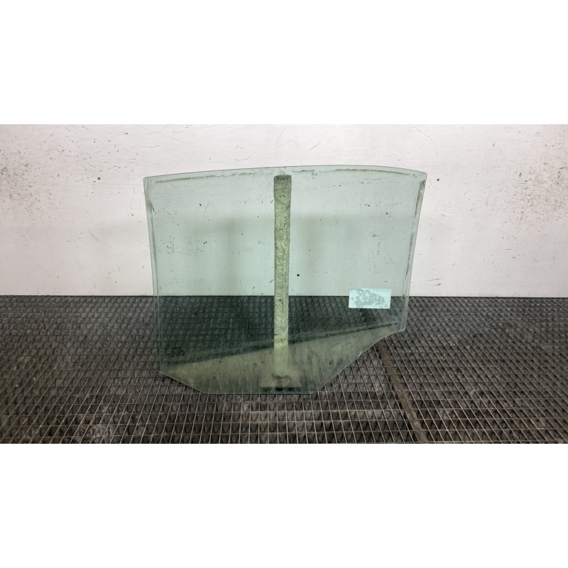 Vitre arriere droit SEAT LEON 1 Photo n°6