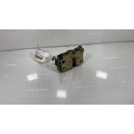 Serrure avant droit RENAULT CLIO 1