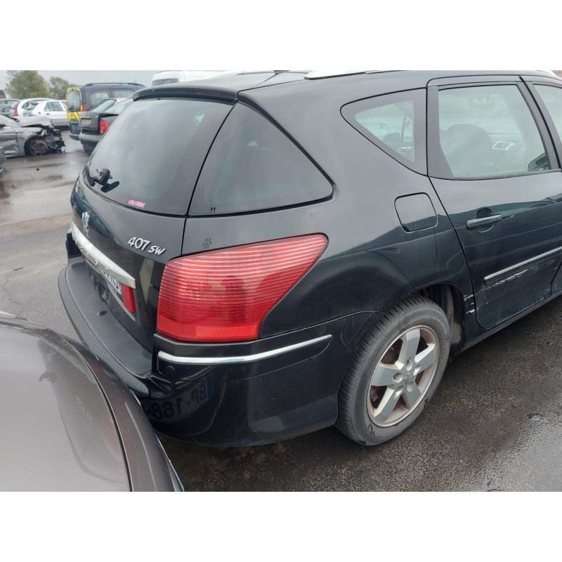 Feu arriere stop central PEUGEOT 407 Photo n°6