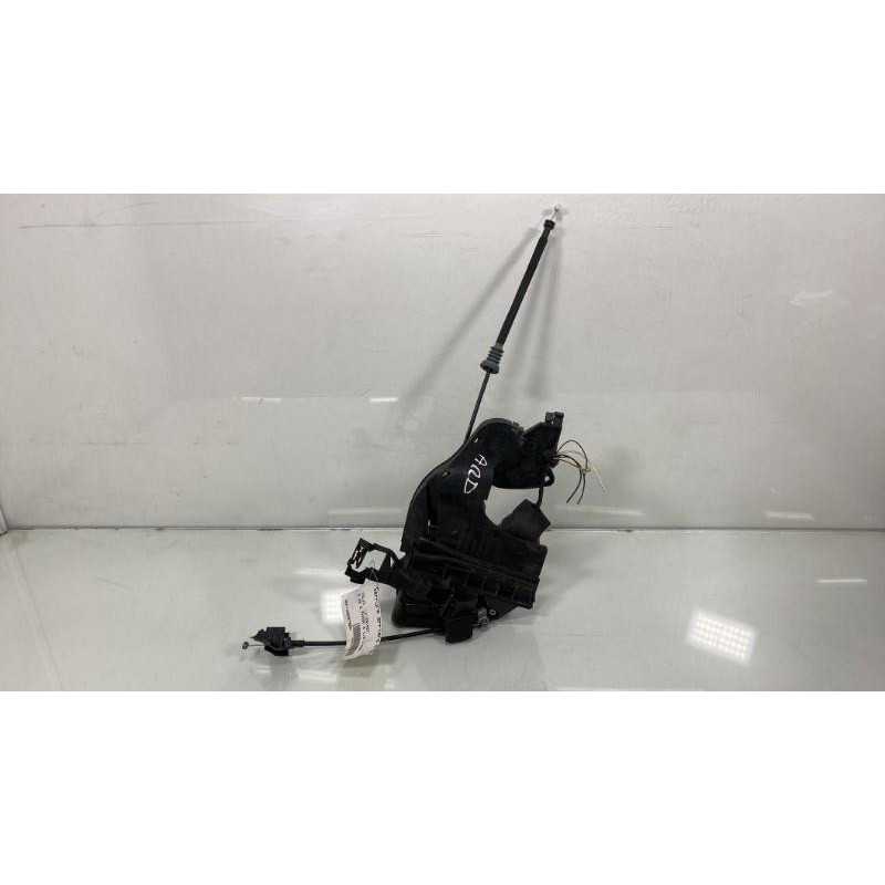 Serrure arriere droit VOLVO S 40 2 Photo n°2
