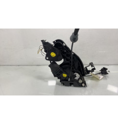 Serrure arriere droit VOLVO S 40 2