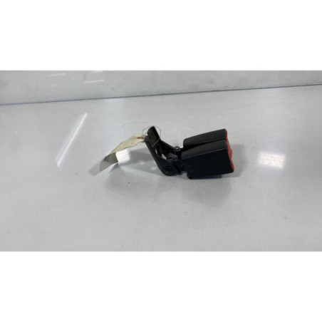 Attache ceinture arriere droit FORD FIESTA 6