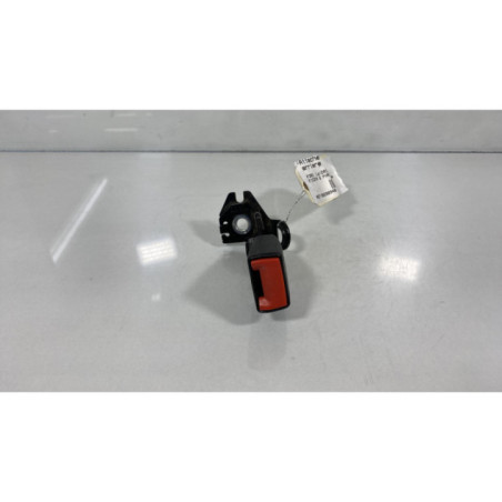 Attache ceinture arriere gauche FORD FIESTA 6 Photo n°1