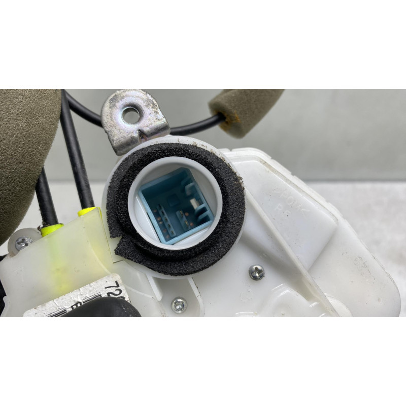 Serrure arriere droit HONDA CIVIC 8 Photo n°4