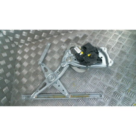 Leve vitre electrique arriere droit RENAULT SCENIC 3 Photo n°1