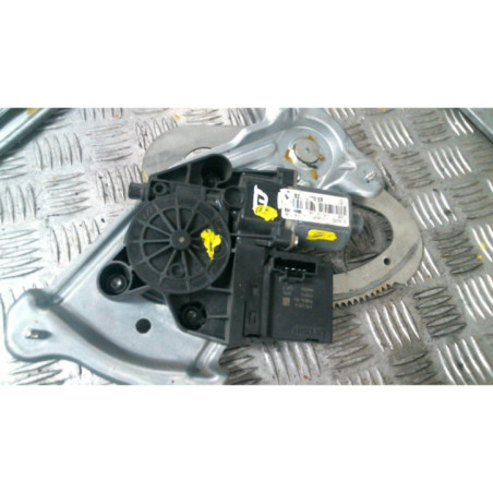 Leve vitre electrique arriere droit RENAULT SCENIC 3