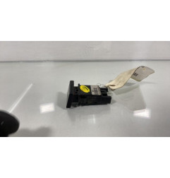 Bouton de warning HYUNDAI IX 35 Photo n°1