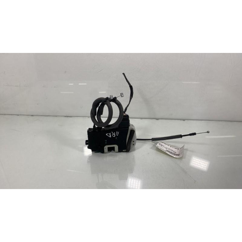 Serrure arriere droit HYUNDAI IX 35 Photo n°1